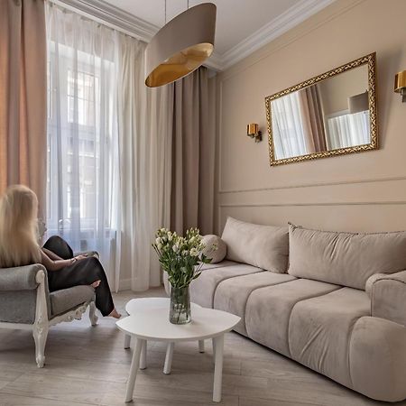 Glow Apartments - Apartment Dubaj Glamour, Ulica Dluga Old Town 格但斯克 外观 照片